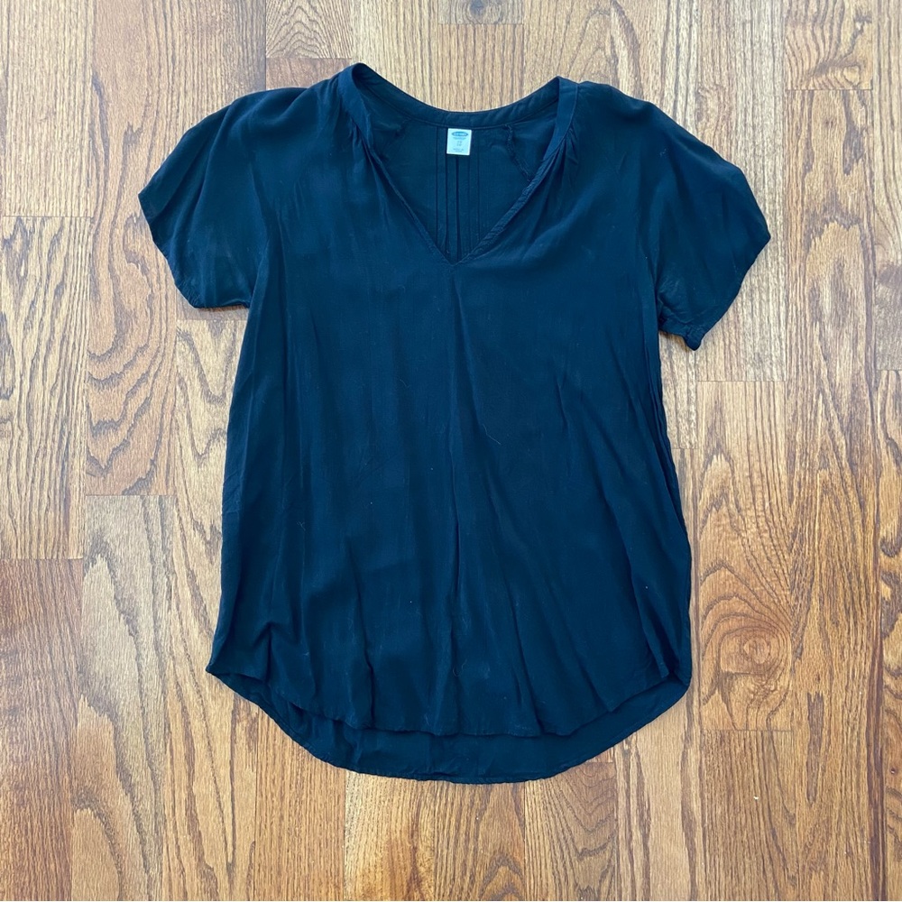 Old Navy Black Viscose V neck Blouse Shirt Size XS